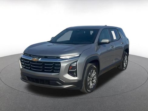 Used 2025 Chevrolet Equinox LT image 7