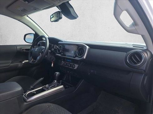 Used 2021 Toyota Tacoma SR5 w/ Technology Package RWD image 17