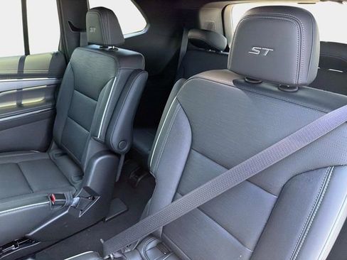 New 2026 Buick Enclave Sport Touring w/ Power Package FWD image 12