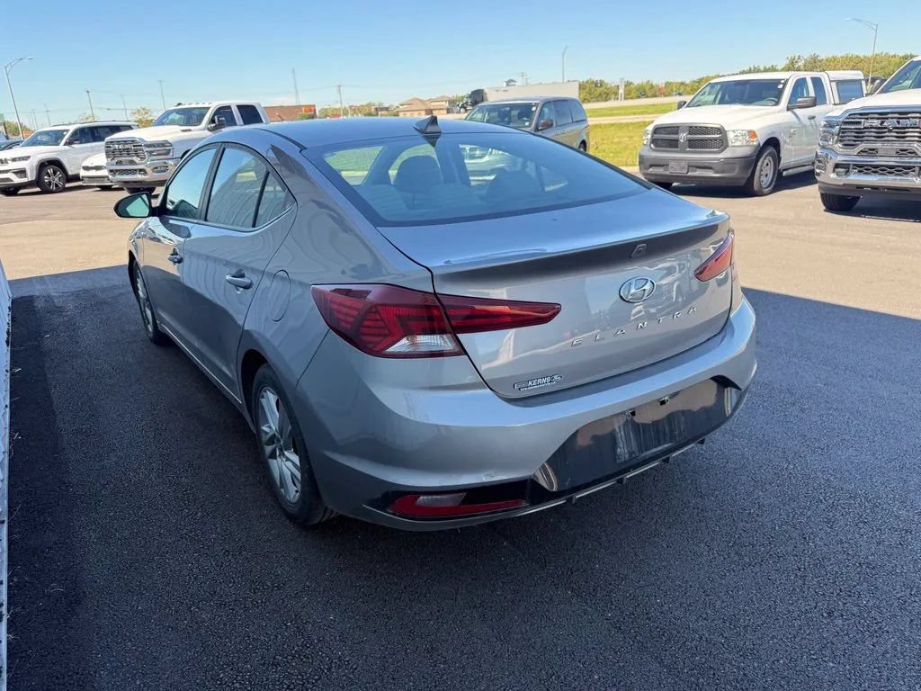 Used 2020 Hyundai Elantra SEL FWD image 6