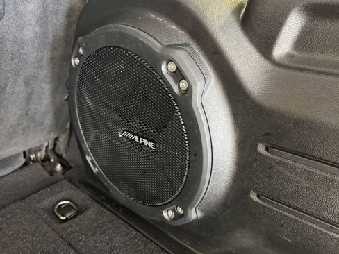 Used 2018 Jeep Wrangler Unlimited Sport S image 29