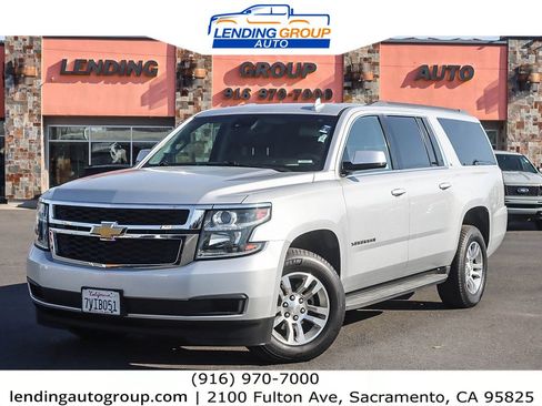 Used 2016 Chevrolet Suburban LT image 1