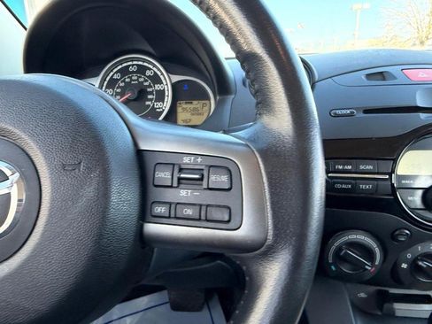 Used 2011 MAZDA MAZDA2 Touring image 12