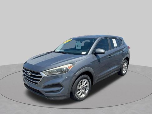 Used 2017 Hyundai Tucson SE FWD image 4