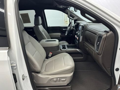 Used 2022 GMC Sierra 1500 SLT w/ SLT Premium Package AWD/4WD image 12