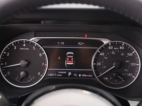 Certified 2025 Nissan Pathfinder SL w/ SL Premium Package FWD image 16