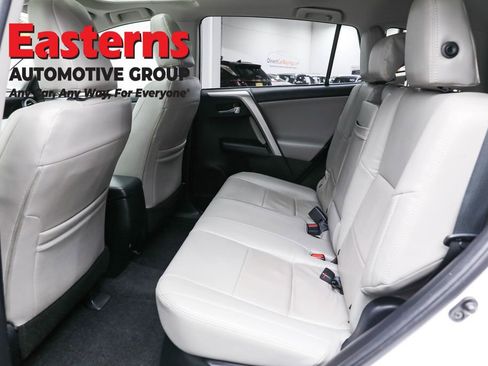 Used 2018 Toyota RAV4 XLE w/ Convenience Package image 21