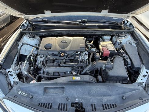 Used 2021 Toyota Camry SE FWD image 12