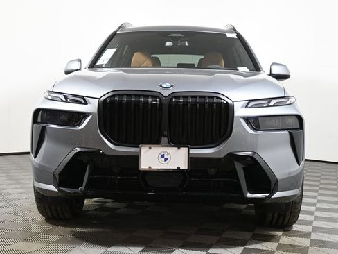 New 2026 BMW X7 xDrive40i w/ M Sport Package AWD/4WD image 10