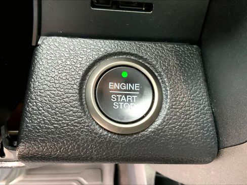 Certified 2019 Ford F150 Raptor w/ Equipment Group 802A Luxury AWD/4WD image 32