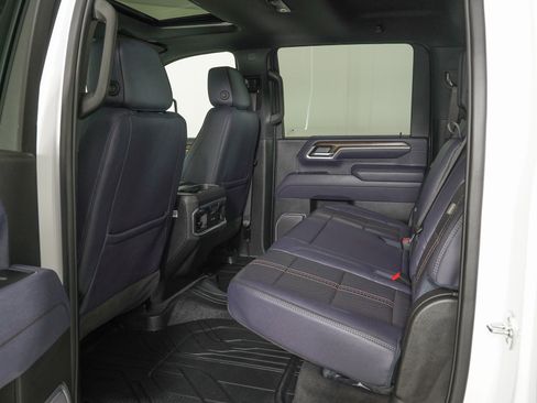 Used 2026 Chevrolet Silverado 3500 High Country w/ High Country Premium Package image 12