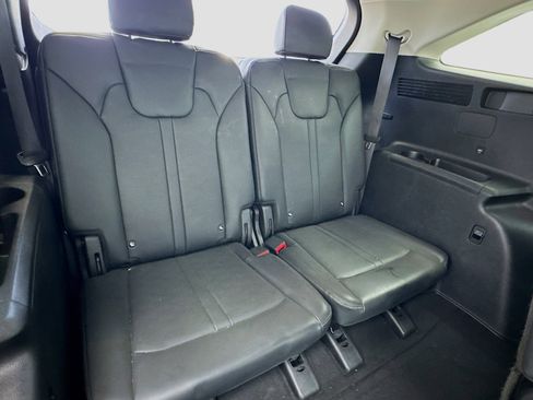 Used 2025 Kia Sorento EX w/ EX Panoramic Sunroof Package AWD/4WD image 19