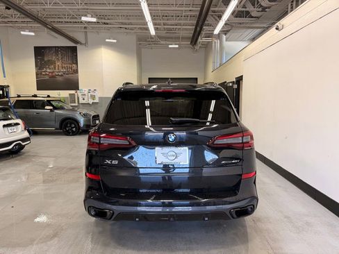 Used 2022 BMW X5 xDrive40i w/ M Sport Package AWD/4WD image 4