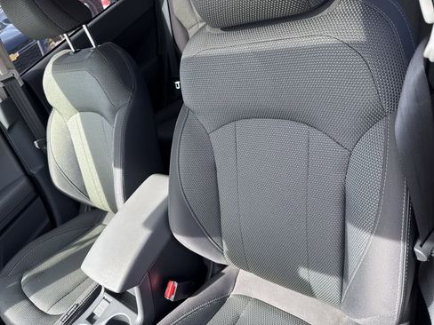 Used 2024 Subaru Crosstrek 2.0i Premium AWD/4WD image 15