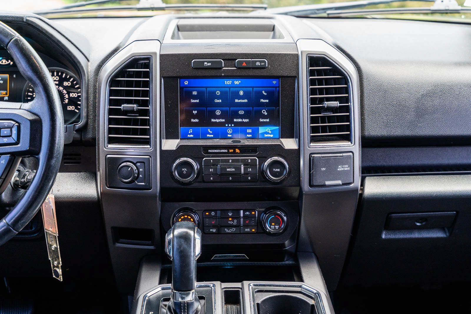 Used 2020 Ford F150 XLT w/ Equipment Group 302A Luxury AWD/4WD image 28