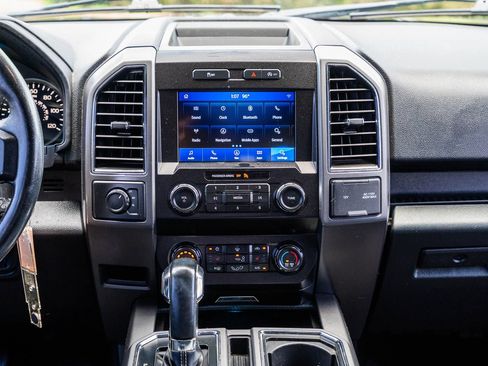 Used 2020 Ford F150 XLT w/ Equipment Group 302A Luxury AWD/4WD image 28