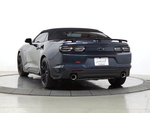 Used 2021 Chevrolet Camaro LT w/ RS Package RWD image 5