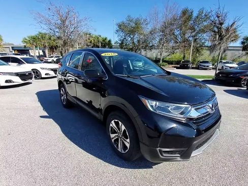 Used 2018 Honda CR-V LX image 2