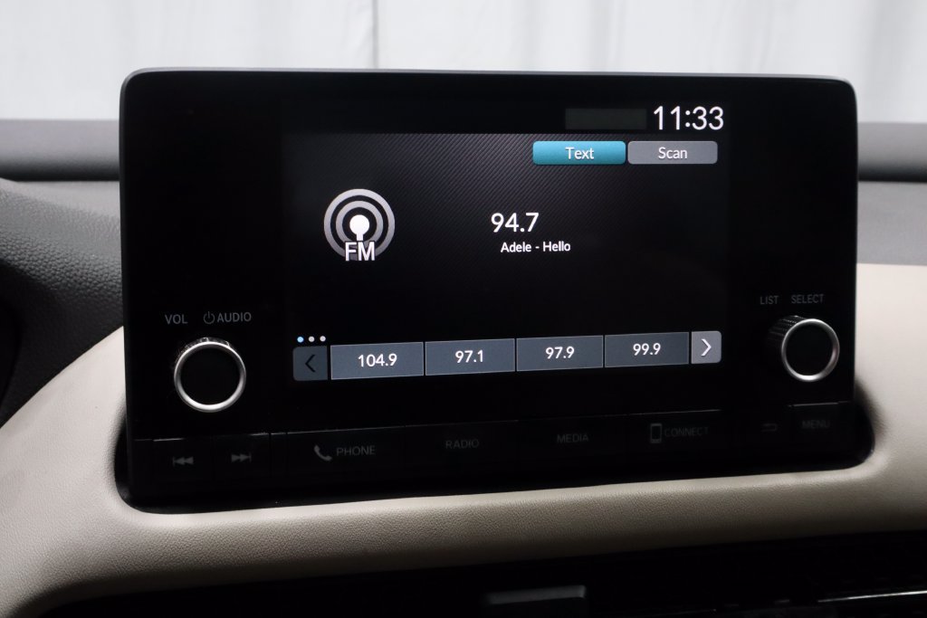Used 2024 Honda HR-V LX image 3
