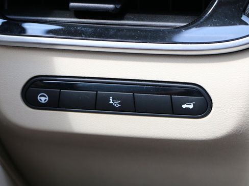 Used 2025 INFINITI QX60 Sensory w/ Vision Package AWD/4WD image 23