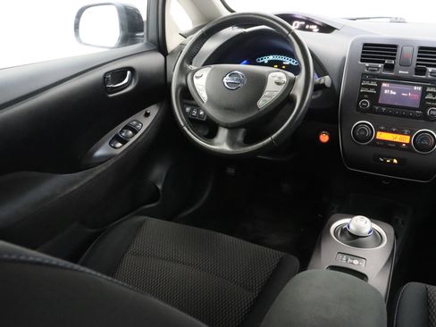 Used 2015 Nissan Leaf S w/ Charge Package FWD image 30