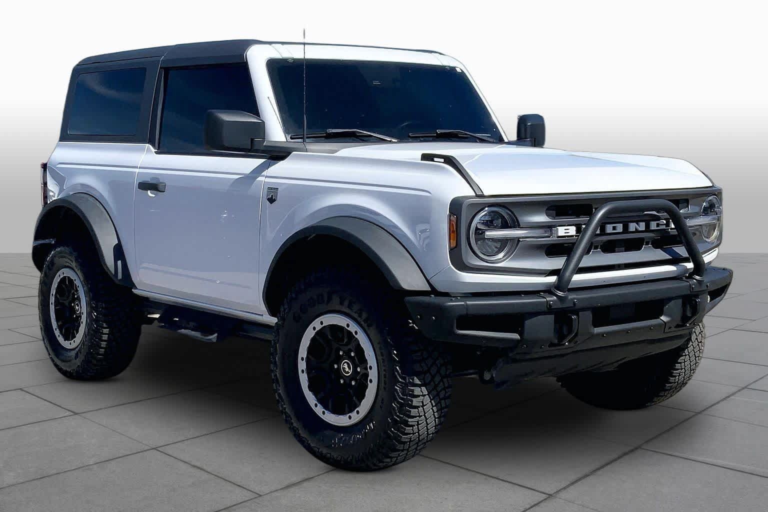 Used 2024 Ford Bronco Big Bend w/ Sasquatch Package AWD/4WD image 3