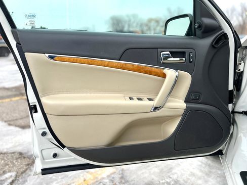 Used 2012 Lincoln MKZ Hybrid image 13