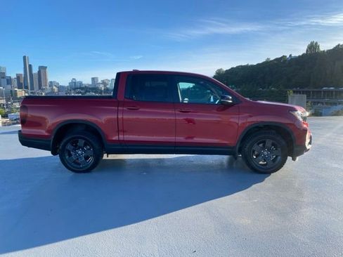 Used 2026 Honda Ridgeline TrailSport image 2