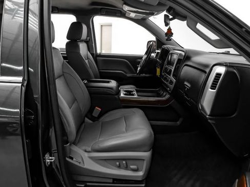 Used 2018 GMC Sierra 1500 SLT AWD/4WD image 43