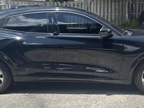 Used 2022 Ford Mustang Mach-E Premium RWD image 9