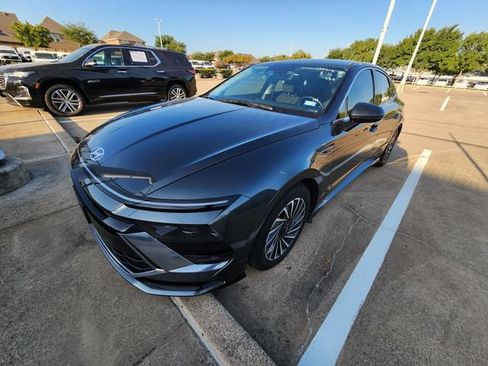 Used 2024 Hyundai Sonata SEL FWD image 3