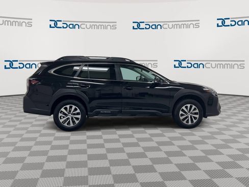 Used 2023 Subaru Outback Premium AWD/4WD image 9