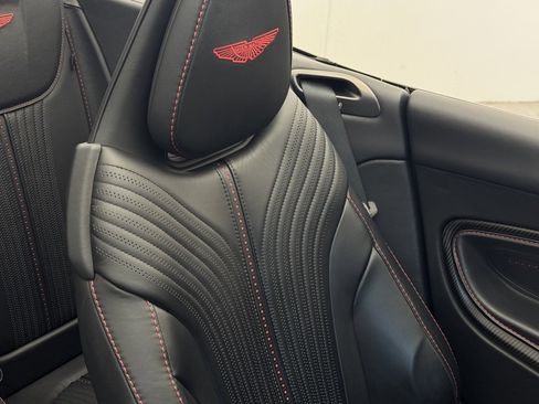 Used 2023 Aston Martin DB11 Volante image 68