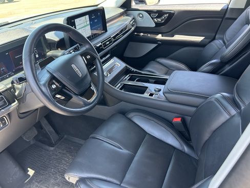 Used 2025 Lincoln Aviator Reserve w/ Equipment Group 201A AWD/4WD image 28