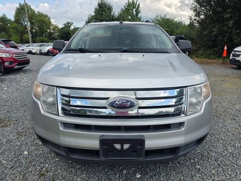 Used 2010 Ford Edge SE FWD image 2