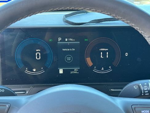 Used 2025 Hyundai Kona SEL image 26