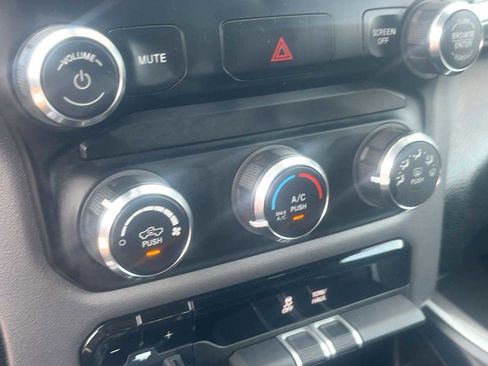 Used 2022 RAM 1500 Big Horn AWD/4WD image 23