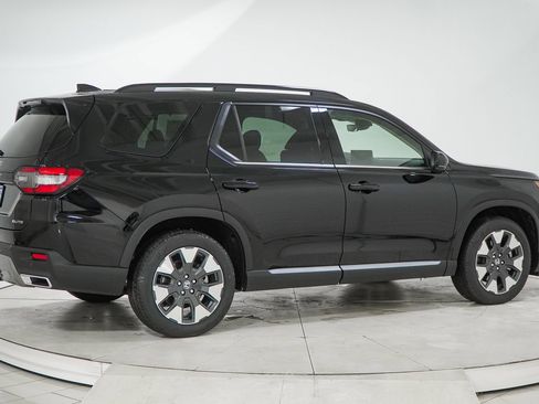 New 2026 Honda Pilot Elite image 13