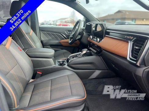 Used 2024 GMC Canyon AT4 w/ Canyon Safety Plus Package image 22