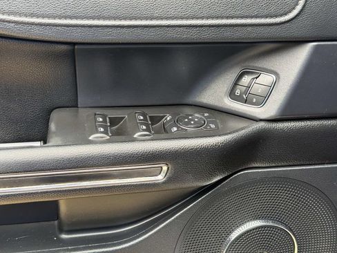 Used 2020 Ford Expedition XLT w/ Equipment Group 202A RWD image 23