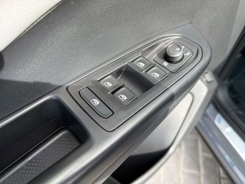 Used 2024 Volkswagen Taos SEL AWD/4WD image 13