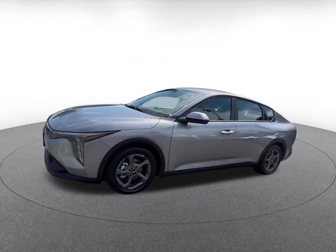 Used 2025 Kia K4 FWD image 8