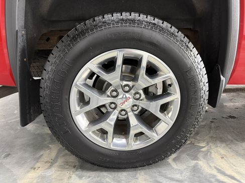 Used 2015 GMC Sierra 1500 SLT w/ SLT Crew Cab Value Package image 32