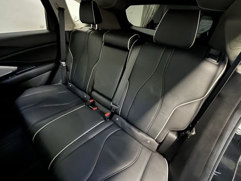 Certified 2024 Acura RDX SH-AWD w/ Advance Package image 12