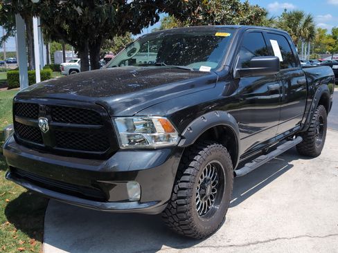 Used 2018 RAM 1500 Express AWD/4WD image 5