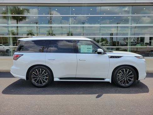 New 2026 INFINITI QX80 Autograph w/ Premium Cargo Package AWD/4WD image 3