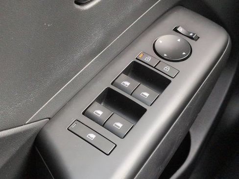 Used 2024 Hyundai Kona SEL FWD image 24