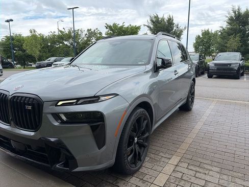 Used 2023 BMW X7 M60i w/ Executive Package AWD/4WD image 1