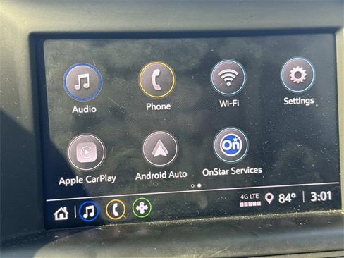 Used 2024 GMC Terrain SLE w/ Elevation Edition image 30