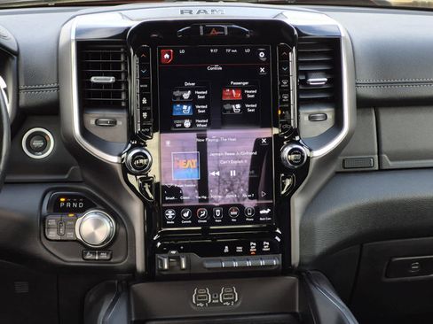 Used 2020 RAM 1500 Laramie w/ Sport Appearance Package image 17